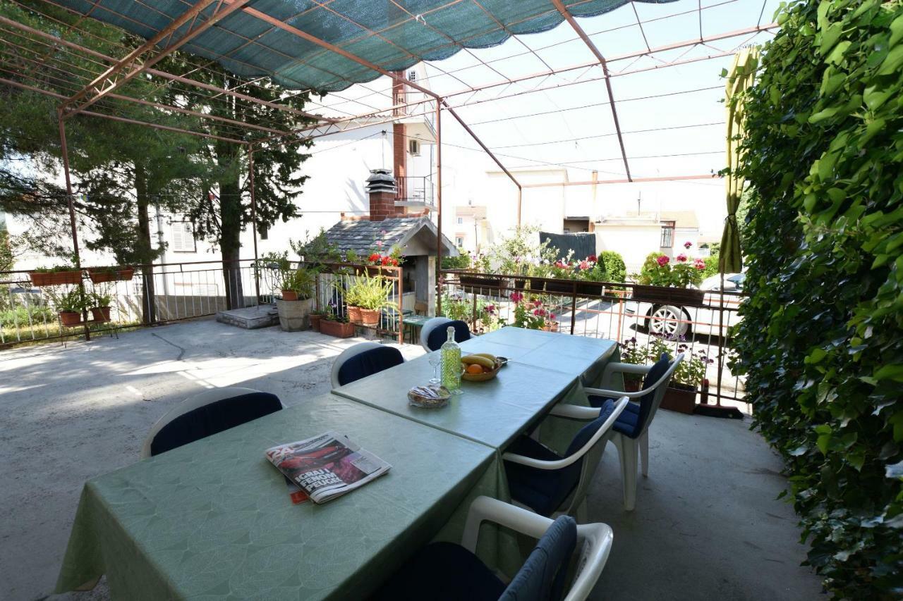 Apartment Maria Primosten Exterior photo