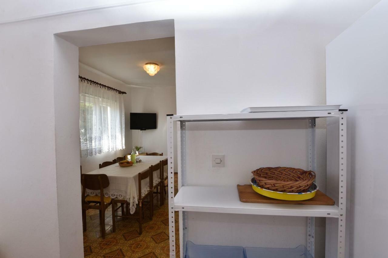 Apartment Maria Primosten Exterior photo